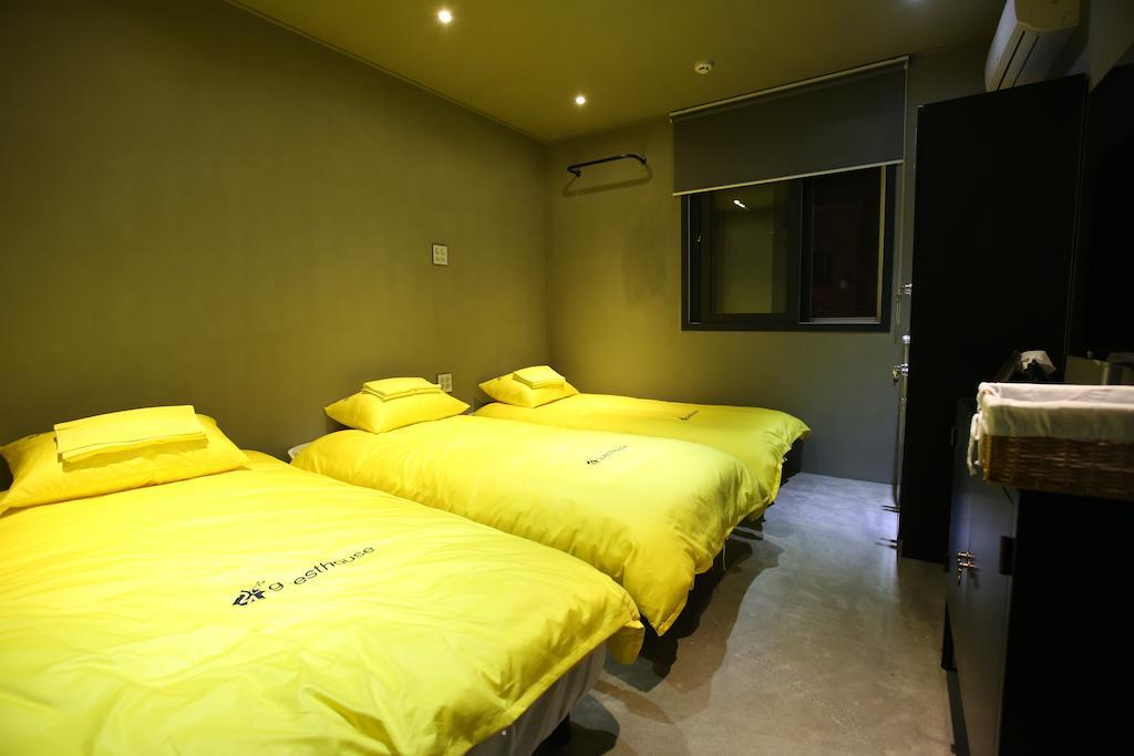 24 Guesthouse Garosugil - Gangnam Seoul Zimmer foto